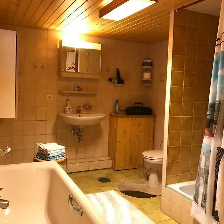 Schoenes Kellerzimmer Mit Bad Accommodatie bij particulieren